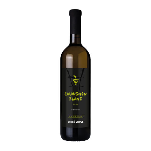alt=“Lahev suché bílé víno Sauvignon Blanc naturální nefiltrované"